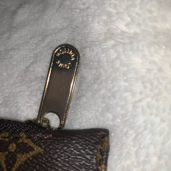 Louis Vuitton Wristlet Pouch - Picture 6 of 9